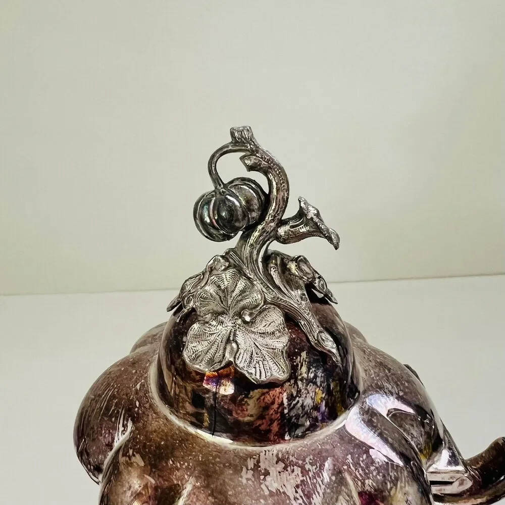 REED & BARTON 1795 Winthrop Silver Plated Melon Shape Coffee Teapot